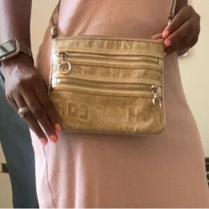 Stylish Gold COACH POPPY Crossbody Bag
